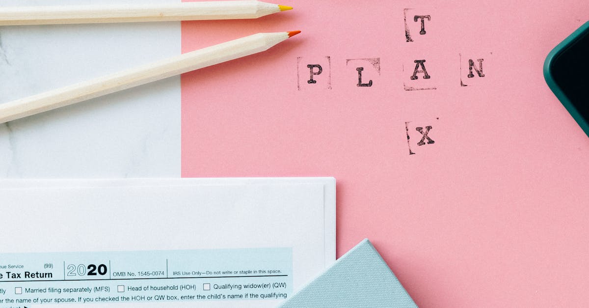 Who gets paid more, a web designer or a developer?